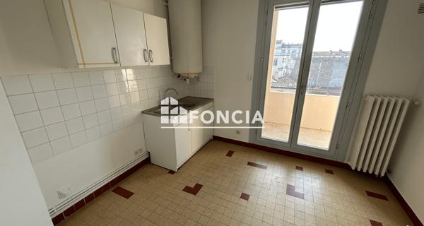 Location Appartement 2 pièces 53.89 m² - Romans-sur-isère 26100
