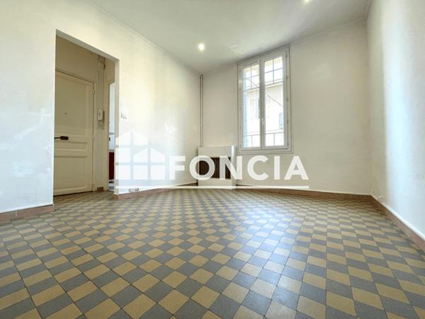 Location Appartement 2 pièces 47.5 m² - 35 BD BEAUMARCHAIS EX(22) Toulon 83200