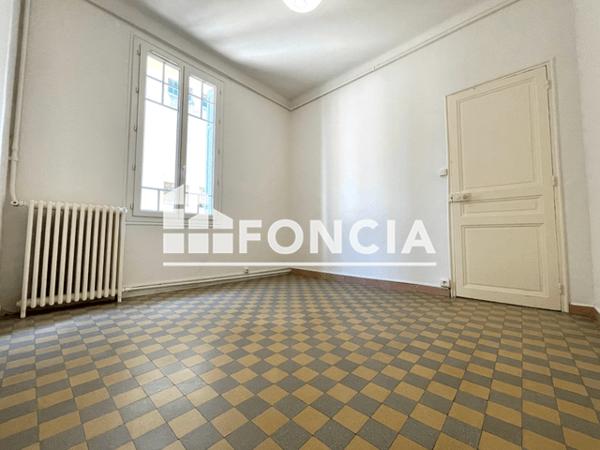 Location Appartement 2 pièces 47.5 m² - 35 BD BEAUMARCHAIS EX(22) Toulon 83200