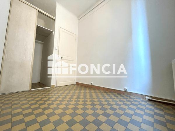 Location Appartement 2 pièces 47.5 m² - 35 BD BEAUMARCHAIS EX(22) Toulon 83200