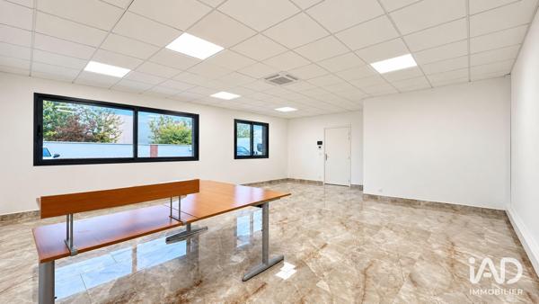 Location bureaux 46 m² Mennecy