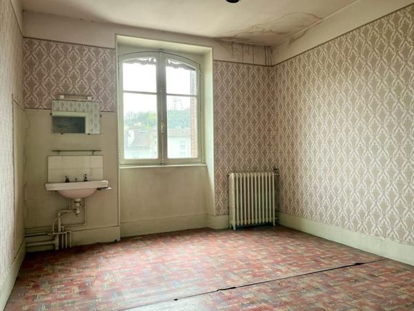 Maison à vendre |  Decazeville |  11 pièces | 215 m²