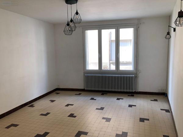 Maison de ville à vendre à Issoudun dans l'Indre (36100), ref : 11813/1449