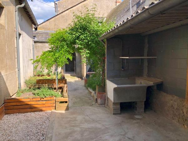 Maison de ville à vendre à Issoudun dans l'Indre (36100), ref : 11813/1449