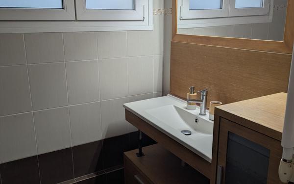 Appartement à louer    2 pièces • 51 m2 Gagny