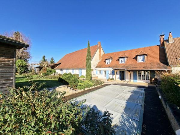 Longère avec piscine creusée, DPE B - 168m2 sur 1126 m2 à 15 min de Nevers