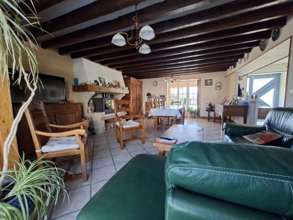 Longère avec piscine creusée, DPE B - 168m2 sur 1126 m2 à 15 min de Nevers