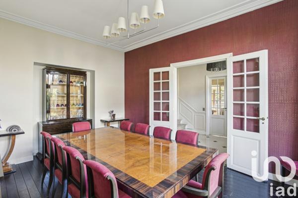 Maison à vendre 18 pièces 237 m² Bougival