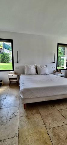 Magnifique villa traditionnelle entièrement rénovée à Mougins