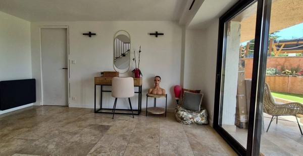 Magnifique villa traditionnelle entièrement rénovée à Mougins