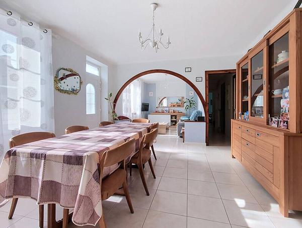 Maison 10 pièces                                        - 44350 Guérande Réf : 130621