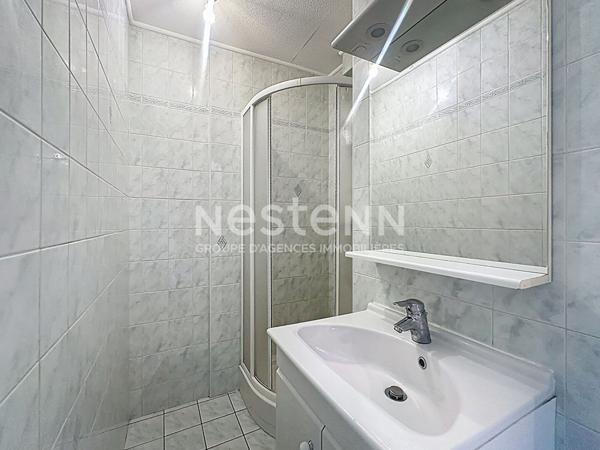 Appartement 4 pièces 3 chambres avec balcon cave et garage - Secteur MONTFERRAT