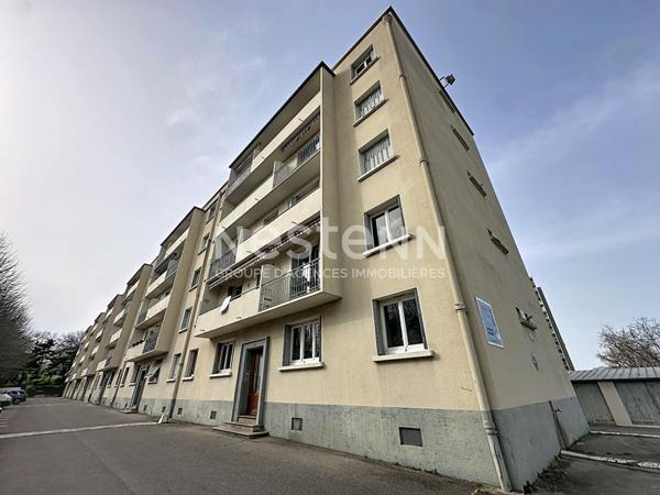 Appartement 4 pièces 3 chambres avec balcon cave et garage - Secteur MONTFERRAT