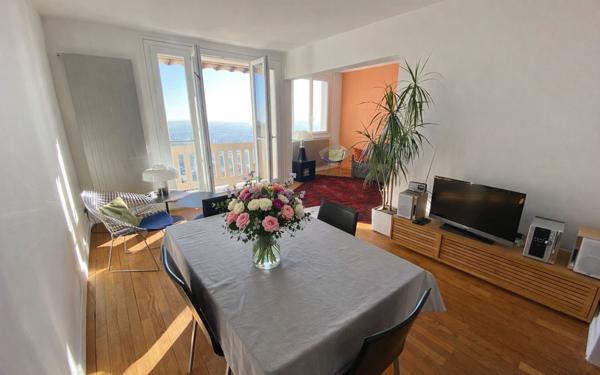 Appartement à vendre    4 pièces • 62,55 m2 Sainte-Foy-lès-Lyon