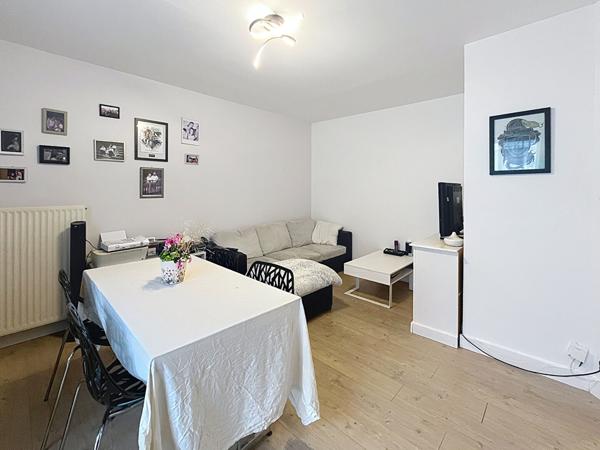 À vendre appartement T2 à Angers proche UCO - libre de locataire !