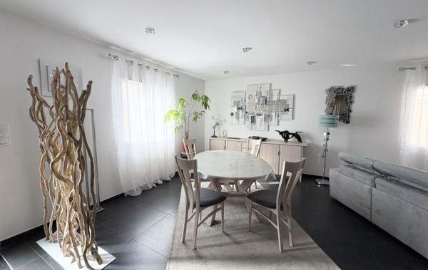 Vente Maison de ville P4 + Garage Centre Ville rénové(e) Le grau-du-roi   