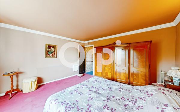 Maison à vendre    7 pièces •  Ruoms