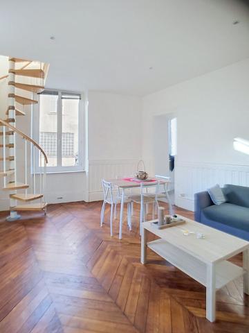 Appartement Etampes 2 pièce(s) DUPLEX 48.74 m2
