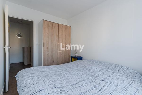 Appartement, balcon & parking extérieur