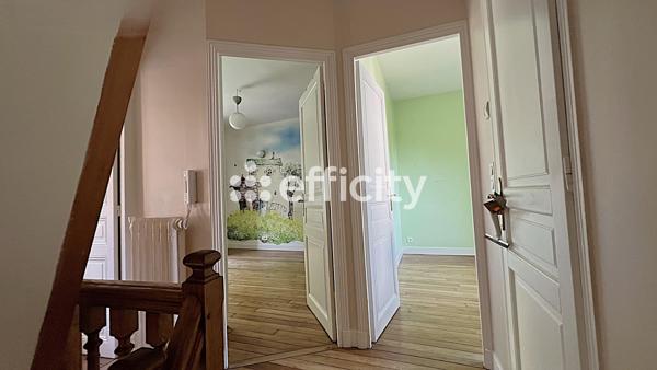 Maison 6 pièces - 140 m² Bien prestige