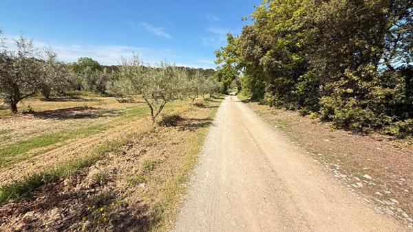 Terrain à vendre de 2450 SAINT SATURNIN LES APT (84) - Permis accordé