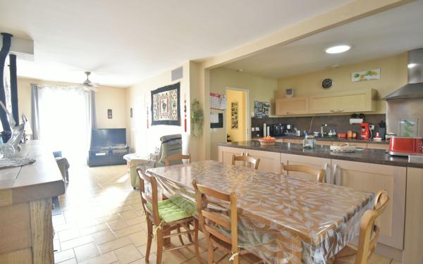 Maison à vendre    5 pièces •  Meximieux