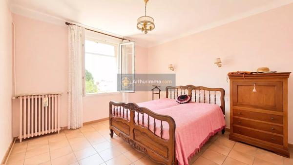 Vente                                                      Appartement
                        
                     3 pièces                      80 m2                     à Fréjus