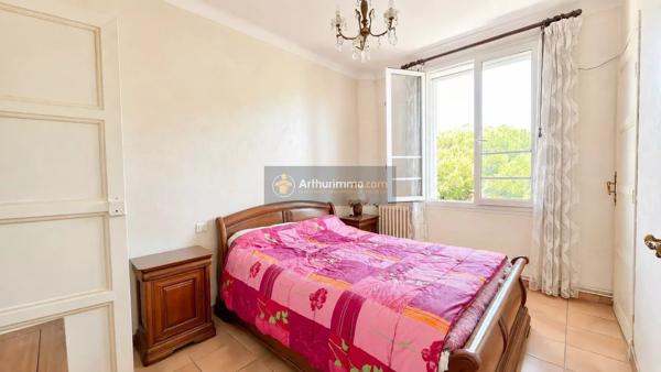 Vente                                                      Appartement
                        
                     3 pièces                      80 m2                     à Fréjus