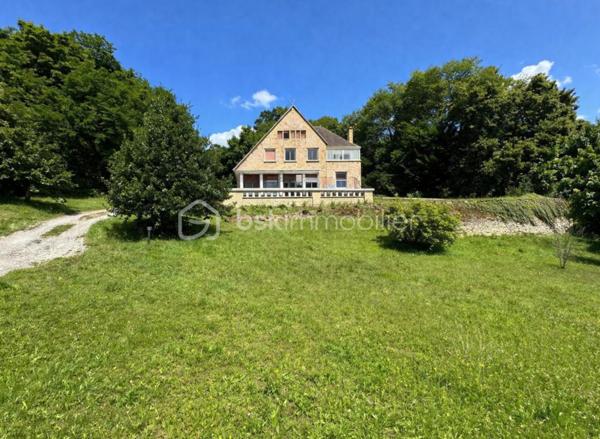 Maison de 298 m²