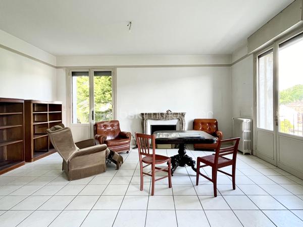 Maison de 298 m²