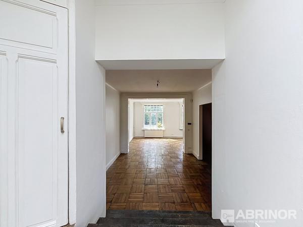 RARE À LILLE – 193.65 m² habitables avec garage et extérieur ! LILLE