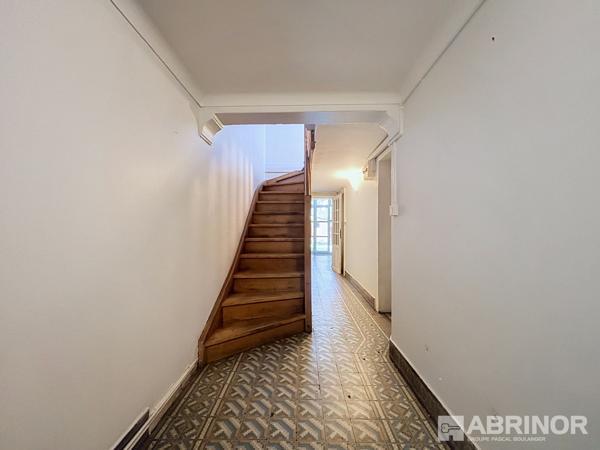 RARE À LILLE – 193.65 m² habitables avec garage et extérieur ! LILLE