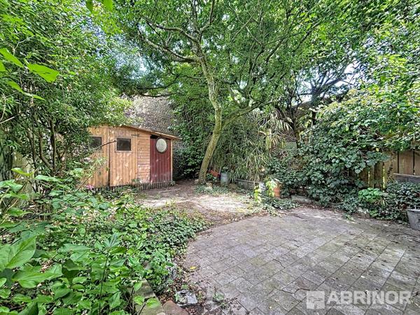 RARE À LILLE – 193.65 m² habitables avec garage et extérieur ! LILLE