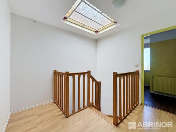 RARE À LILLE – 193.65 m² habitables avec garage et extérieur ! LILLE