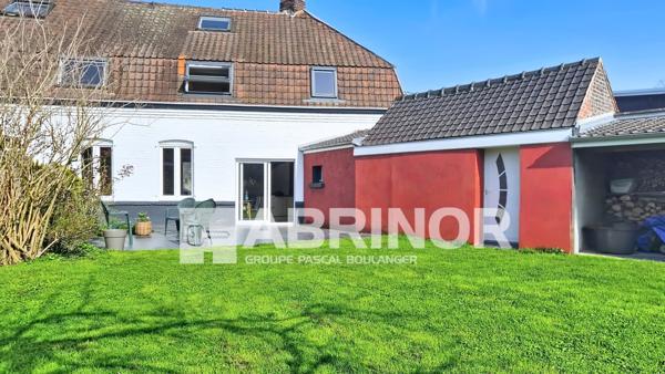WATTRELOS HOUZARDE GAUQUIER - Superbe s-flamande de 157 m² hab. - 6 chambres - Jardin - Possibilité achat garage en sus. WATTRELOS