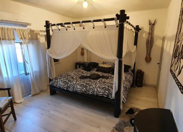 Maison à vendre    13 pièces • 419 m2 Saint-Alexandre