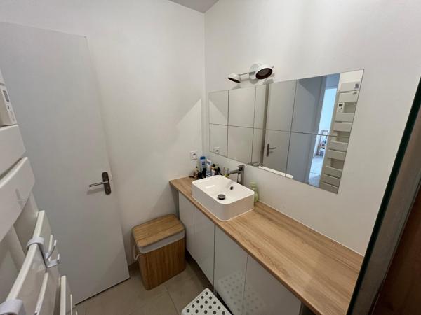 Appartement T3, 2 chambres, parking.