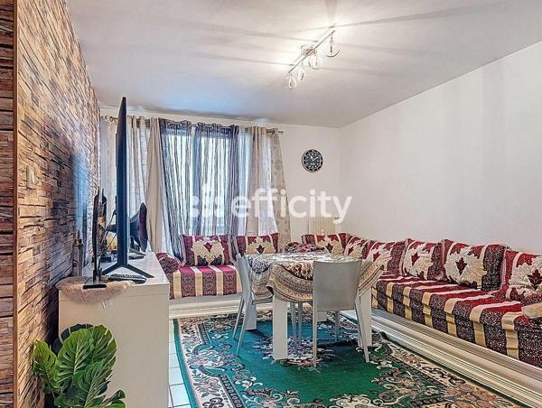 Appartement 5 pièces - 66 m² Exclusivité efficity