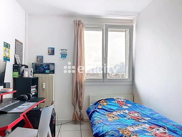 Appartement 5 pièces - 66 m² Exclusivité efficity