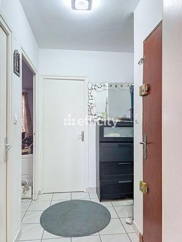 Appartement 5 pièces - 66 m² Exclusivité efficity