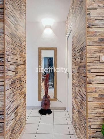 Appartement 5 pièces - 66 m² Exclusivité efficity