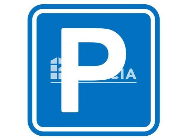 Parking à louer