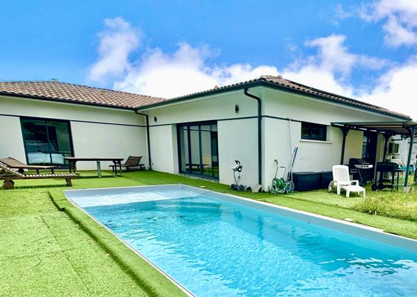 Maison
         6 pièces
        - 140 m²