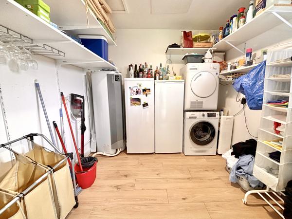 Maison
         6 pièces
        - 140 m²