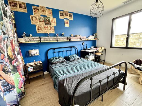 Maison
         6 pièces
        - 140 m²