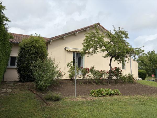 Maison
         6 pièces
        - 142 m² 315 000 € *