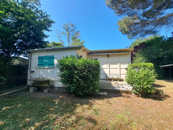 Terrain de loisirs 2 pièces à vendre Vouneuil sur Vienne - 86210 / Réf: 11750