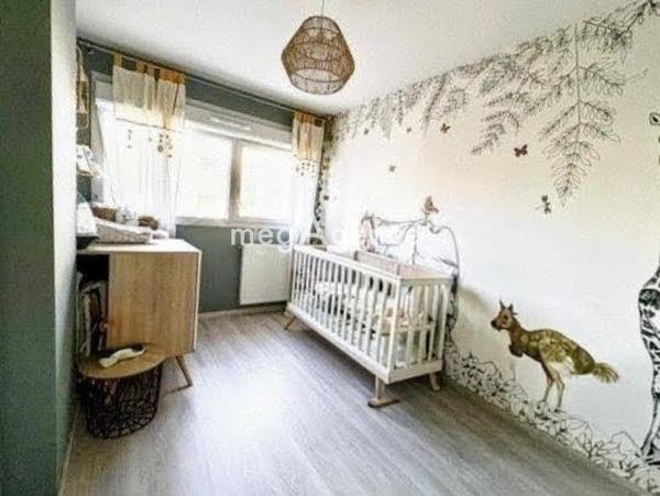 Appartement à MEYZIEU, 69330 - 4 pièces 77m²