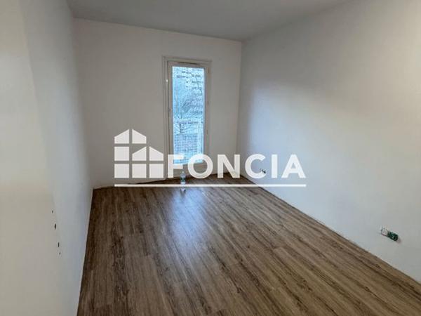 Location Appartement 2 pièces 49.16 m² - 6/8 ALLEE EMILE ROUX Champs Sur Marne 77420