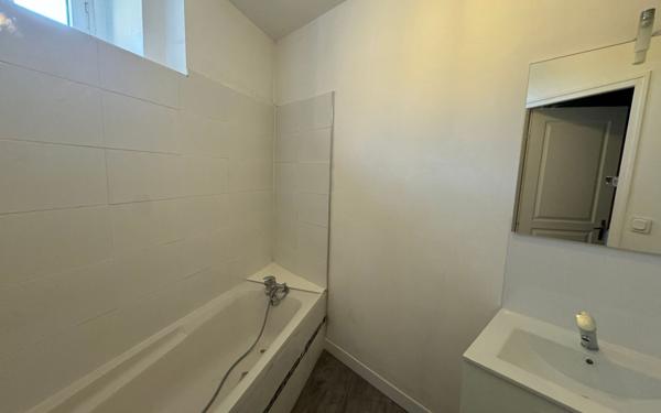 Maison à louer    5 pièces • 104 m2 Vierzon